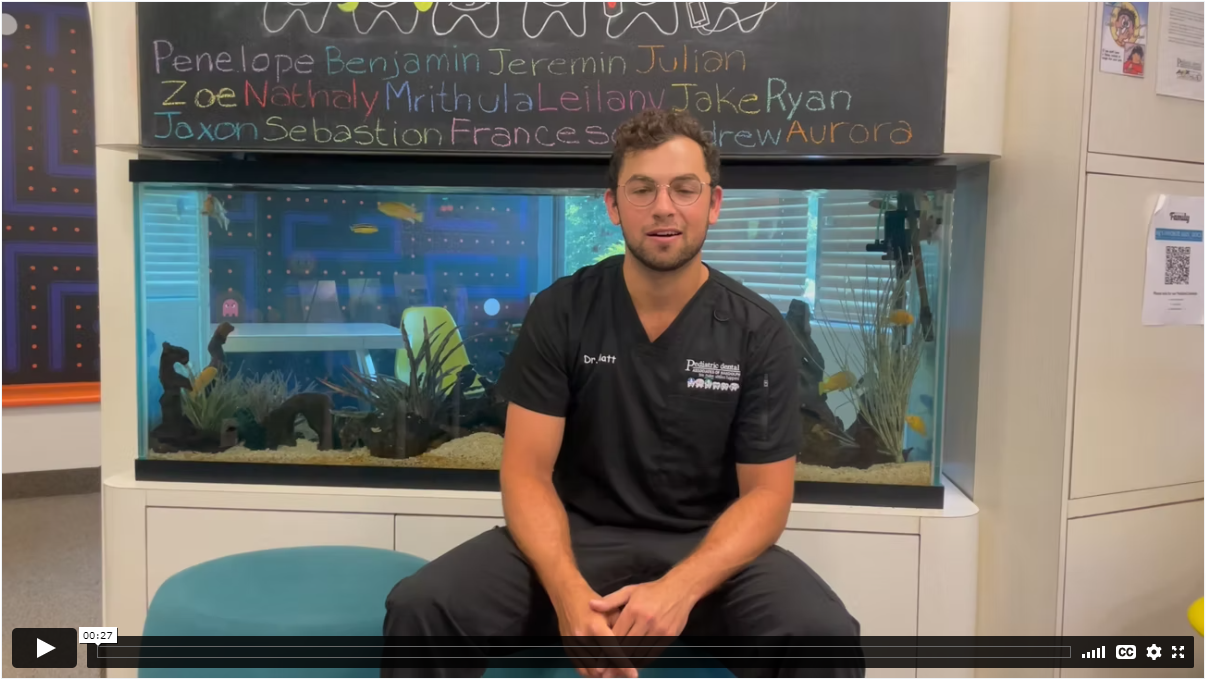 When do baby teeth fall out